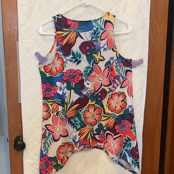 Boston Proper racer back floral tank - Picture 4 of 6